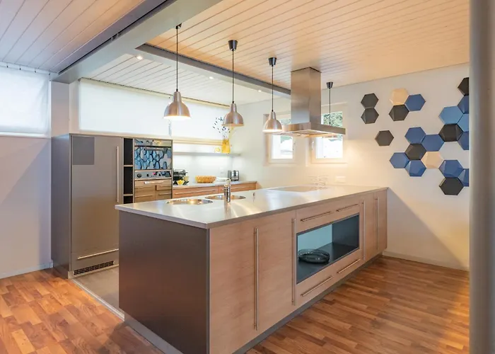 The Glacier Express - Grindelhomes *