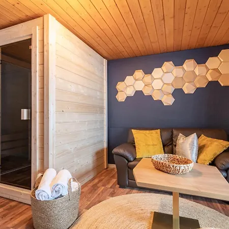 The Glacier Express - Grindelhomes גרינדלוולד